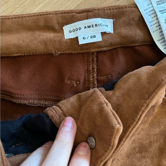 Good American Good Waist Faux Suede Jeans size 6 - Picture 3 of 5